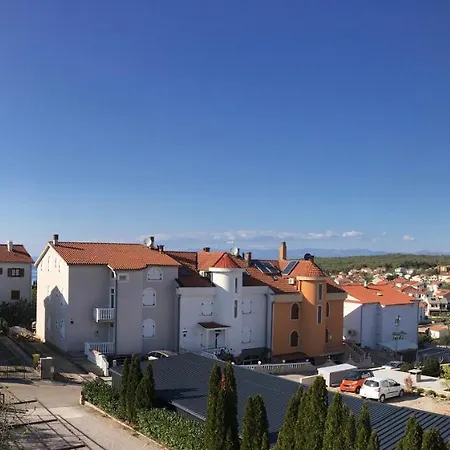 Mitra Διαμέρισμα