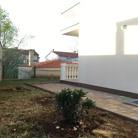 Mitra 말린스카
